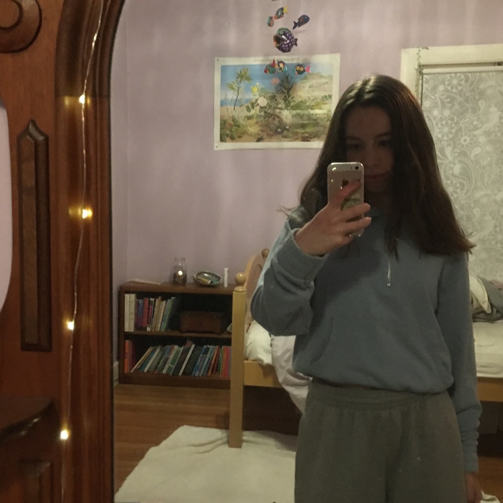 tillys light blue cropped hoodie